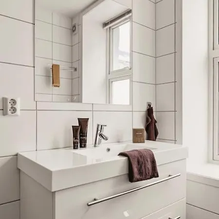 Centrally Located - Beautiful & Bright Apartment Bergen Exterior foto